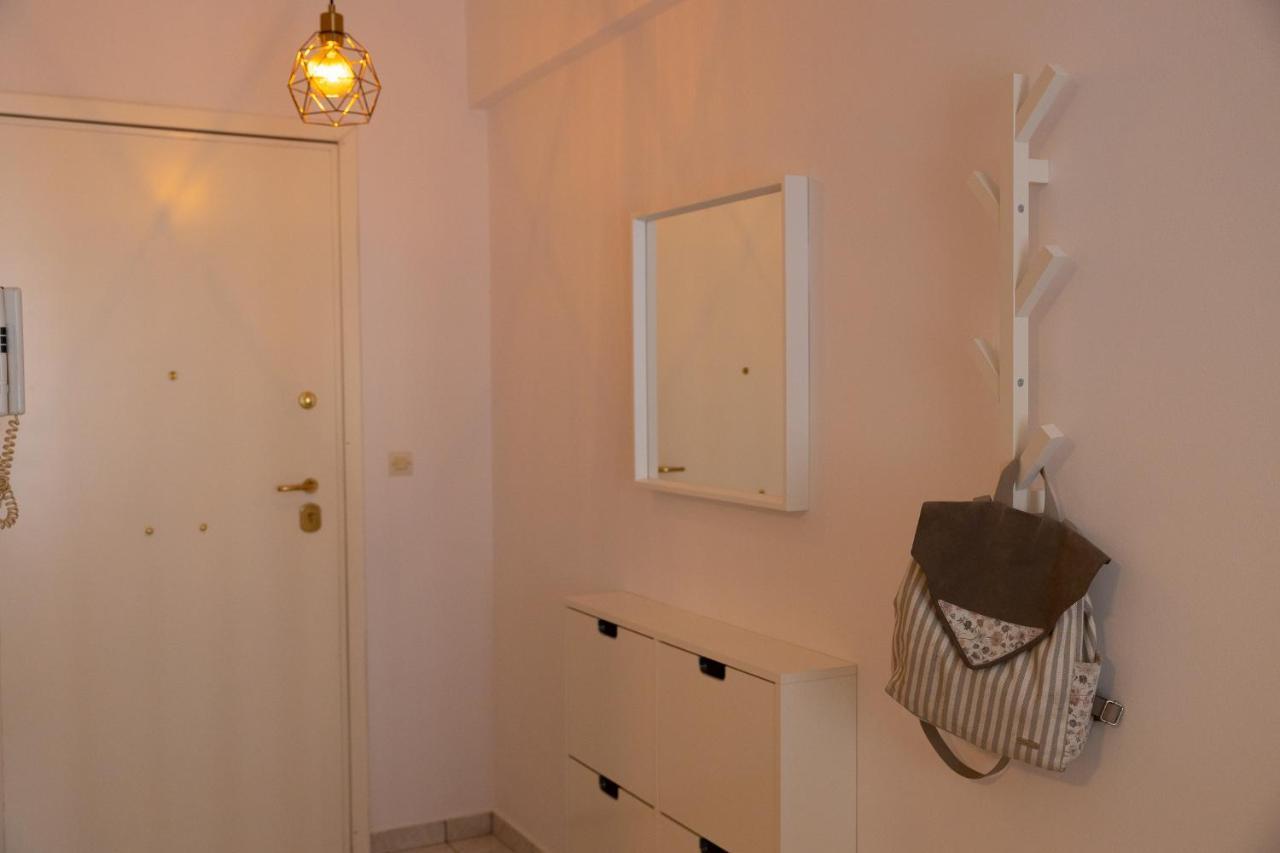 Spacious Apartment Close To The Sea And The City Center Athen Exterior foto